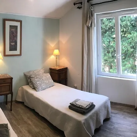 La Respelidane Holiday home